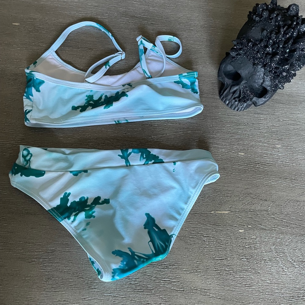 Shein bathing suit - Picture 2 of 3